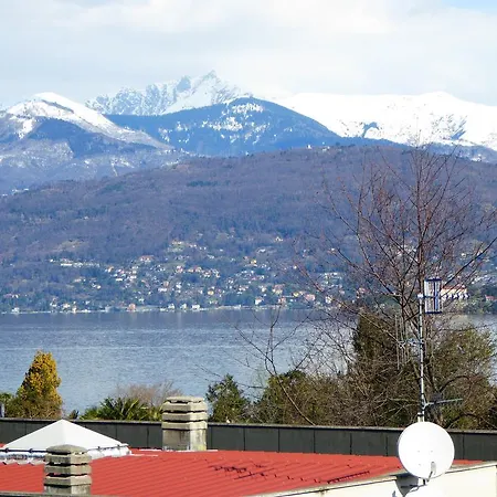 Camellia House Apartamento Stresa
